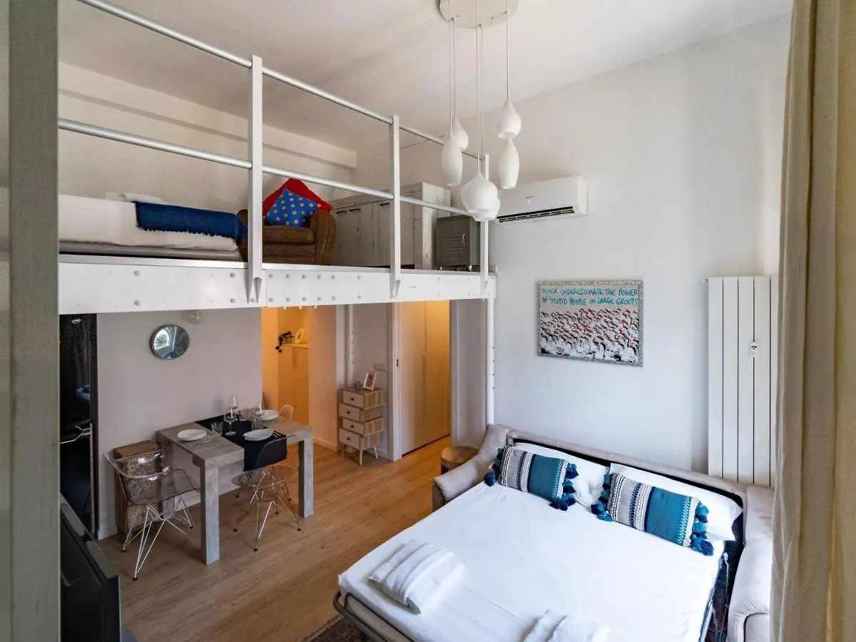 The Best Rent - Lovely Loft With Balcony Near Piazza Vetra Milan 0*,  Italy