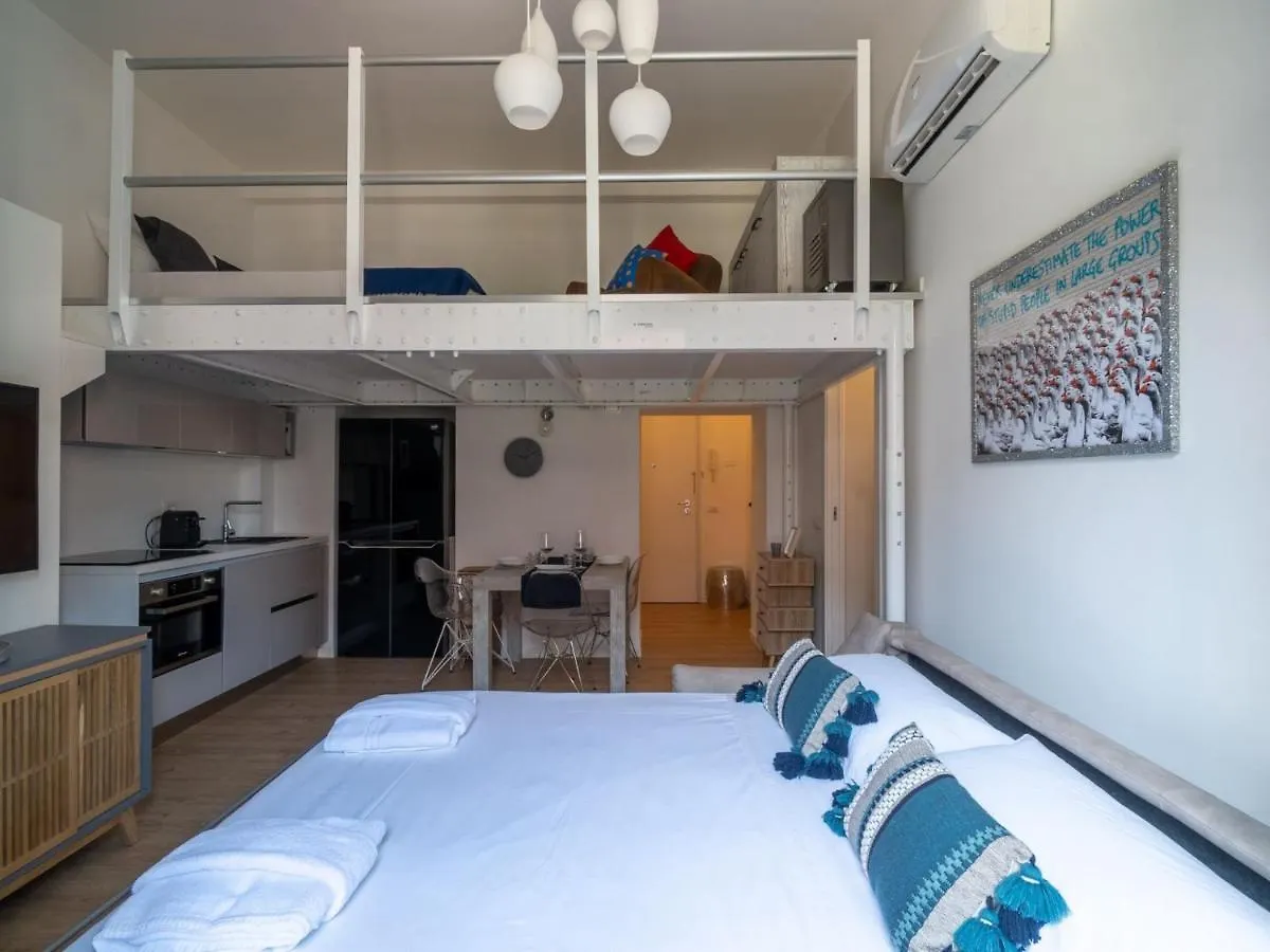 The Best Rent - Lovely Loft With Balcony Near Piazza Vetra Milan 0*,  Italy