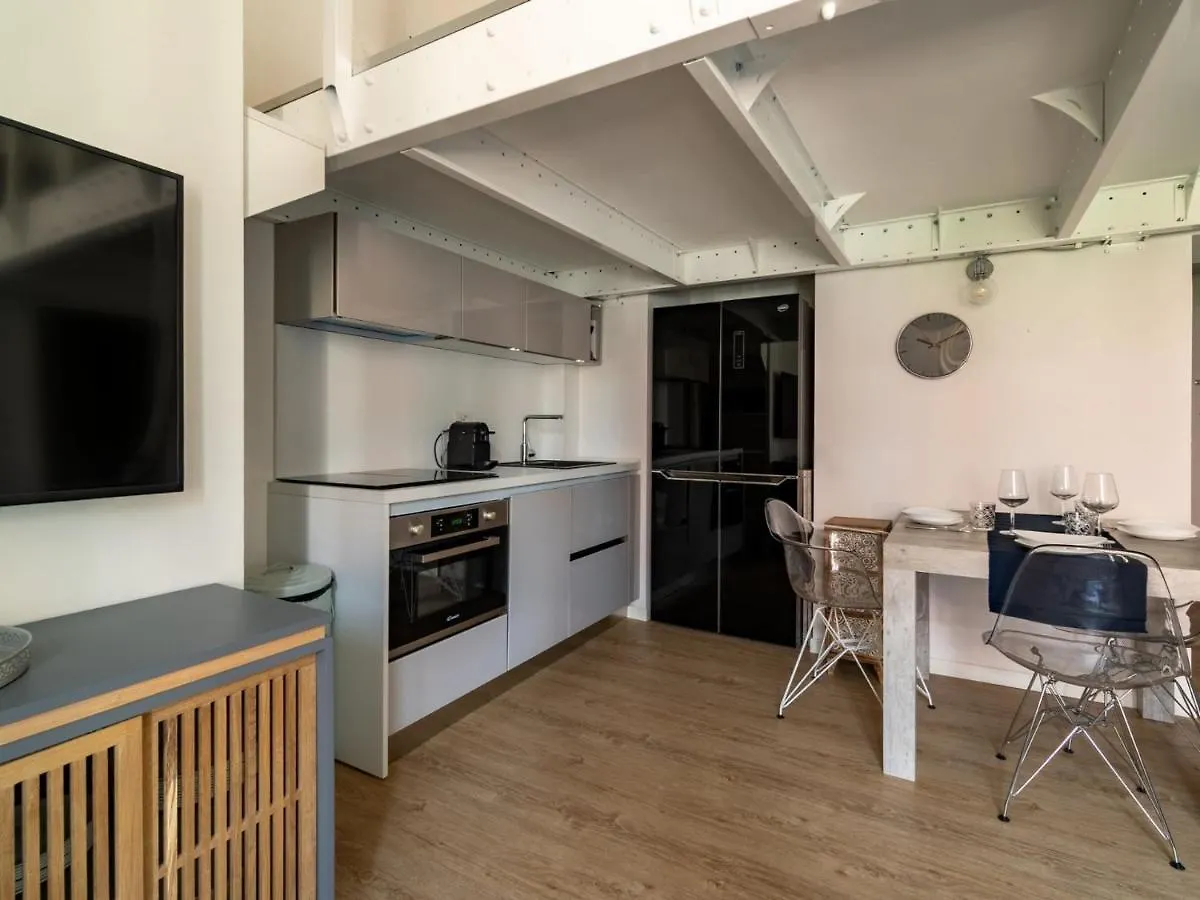 The Best Rent - Lovely Loft With Balcony Near Piazza Vetra Milan Apartment