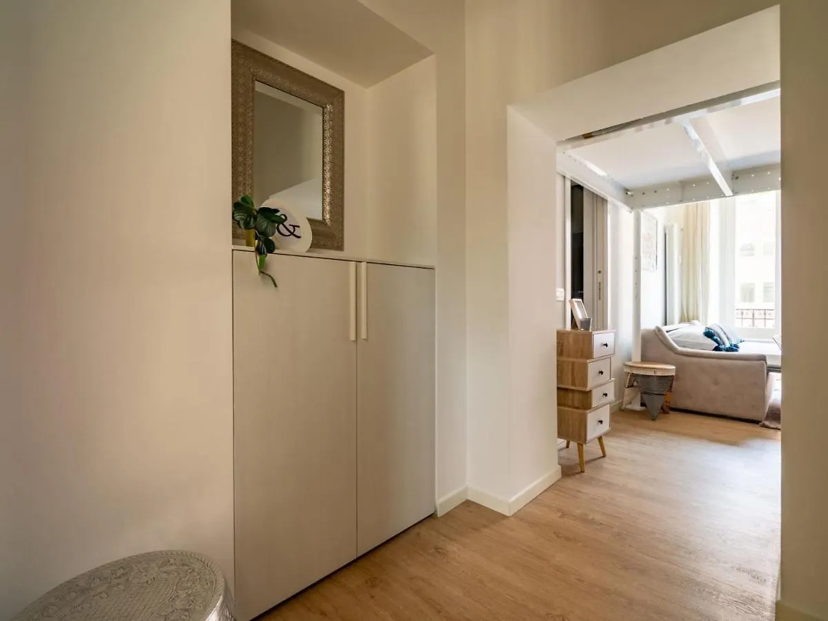The Best Rent - Lovely Loft With Balcony Near Piazza Vetra Milan Italy